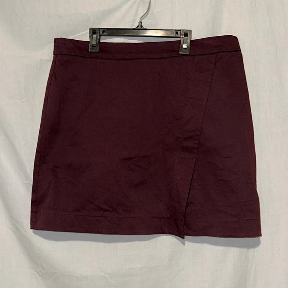 NWT raspberry (purple) Anthropologie Porridge Structured-Mini Skirt size xl - Picture 4 of 6